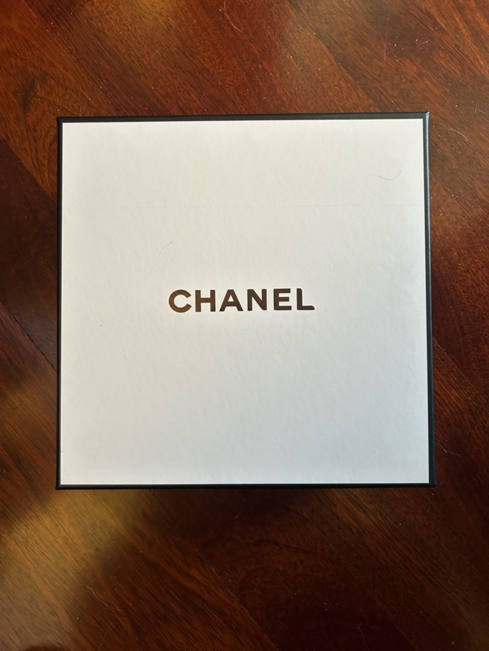 CHANEL White and Black Box